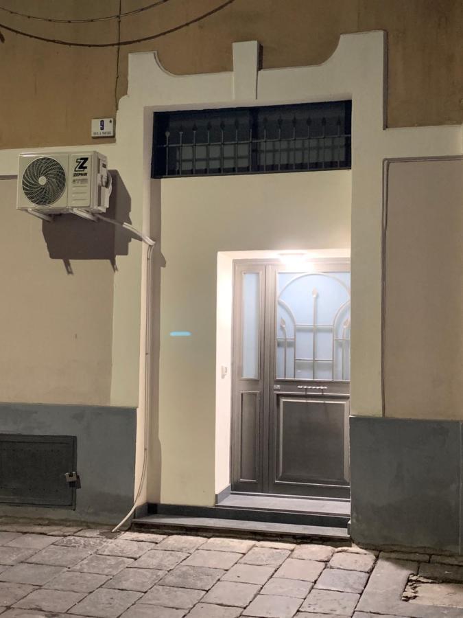Nuovissimo Appartamento Indipendente Al Centro !! Catania Luaran gambar